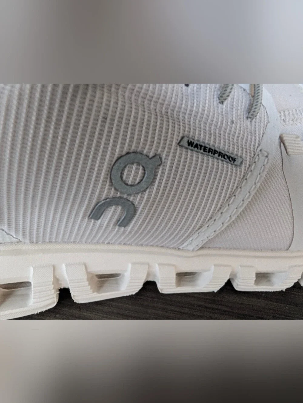 On Cloud 6 Women Waterproof Sneaker Pearl Cream -7M
